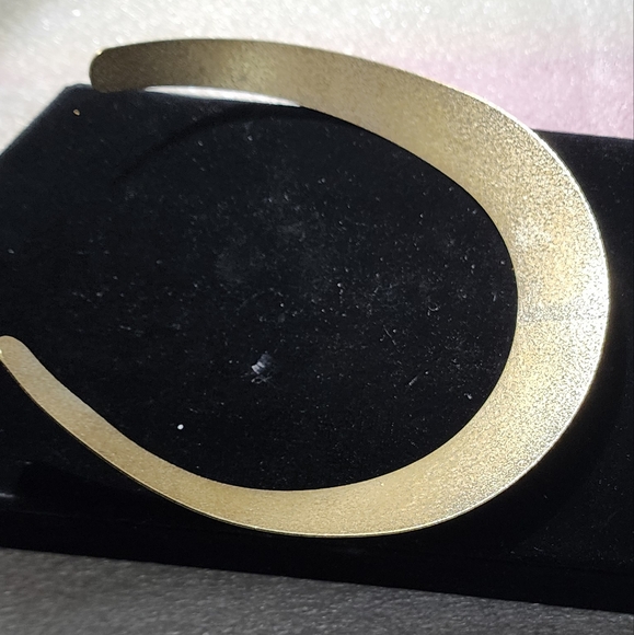 Hammered solid brass chocker cuff,collar vintage statement necklace w. crystals - Picture 3 of 5